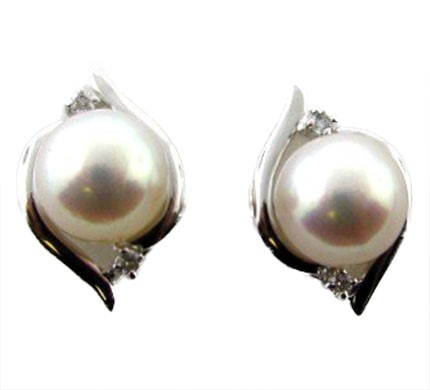 .925 Silver Pearl Ear Ring